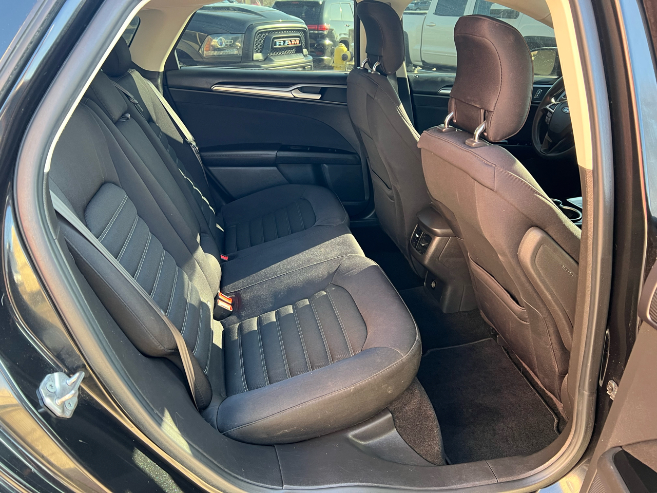 Ford Fusion 4dr Sdn SE FWD 2014