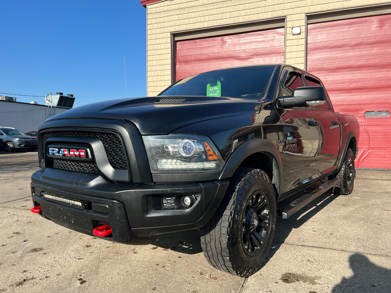 RAM 1500 4WD Crew Cab 140.5" Rebel 2016