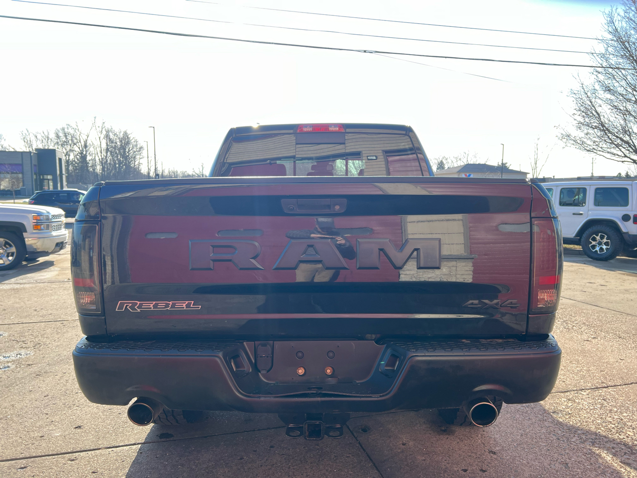 RAM 1500 4WD Crew Cab 140.5" Rebel 2016