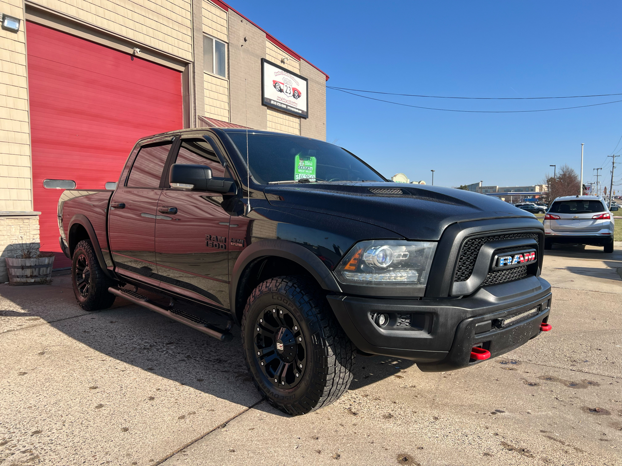 RAM 1500 4WD Crew Cab 140.5" Rebel 2016