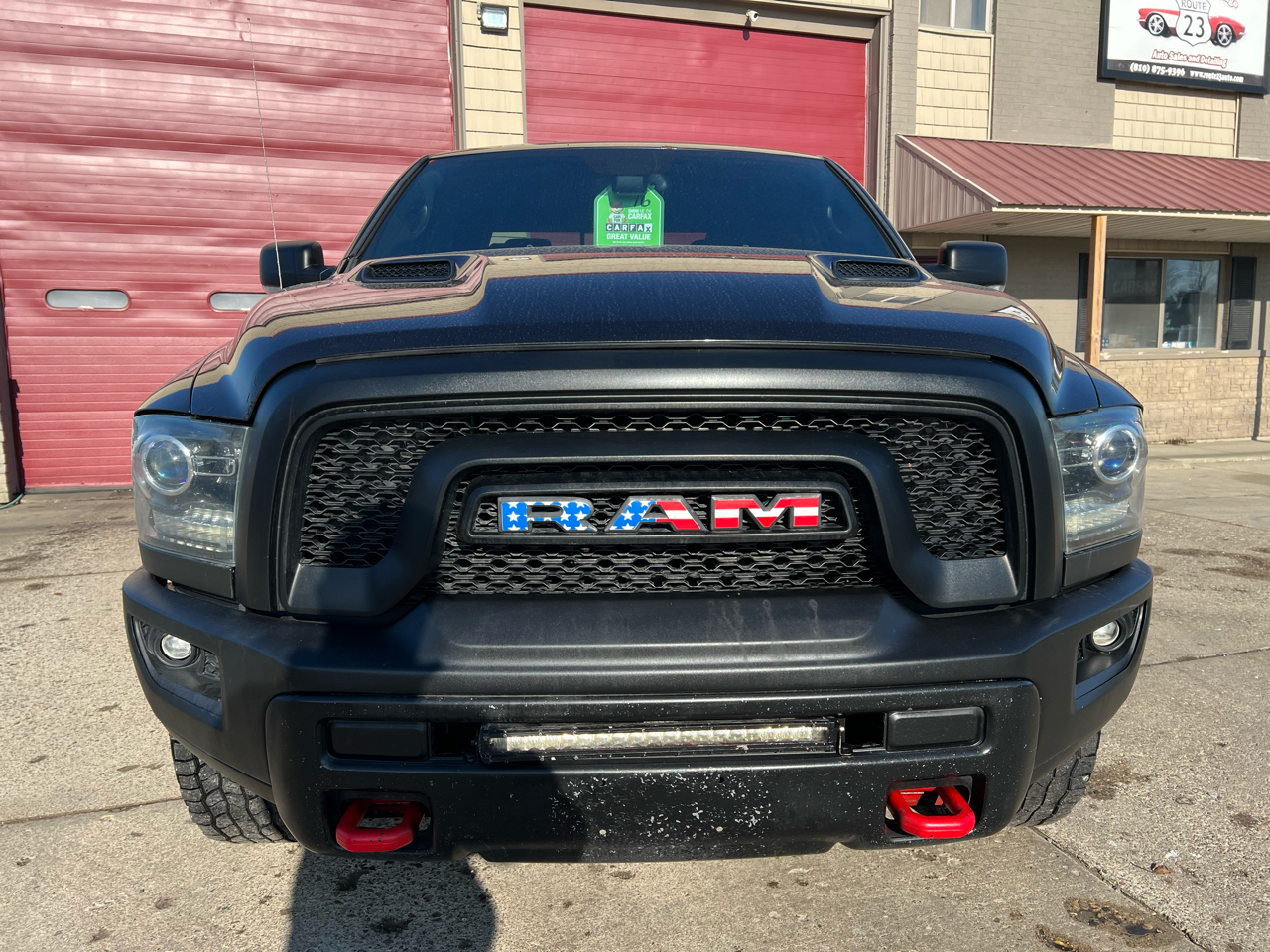 RAM 1500 4WD Crew Cab 140.5" Rebel 2016