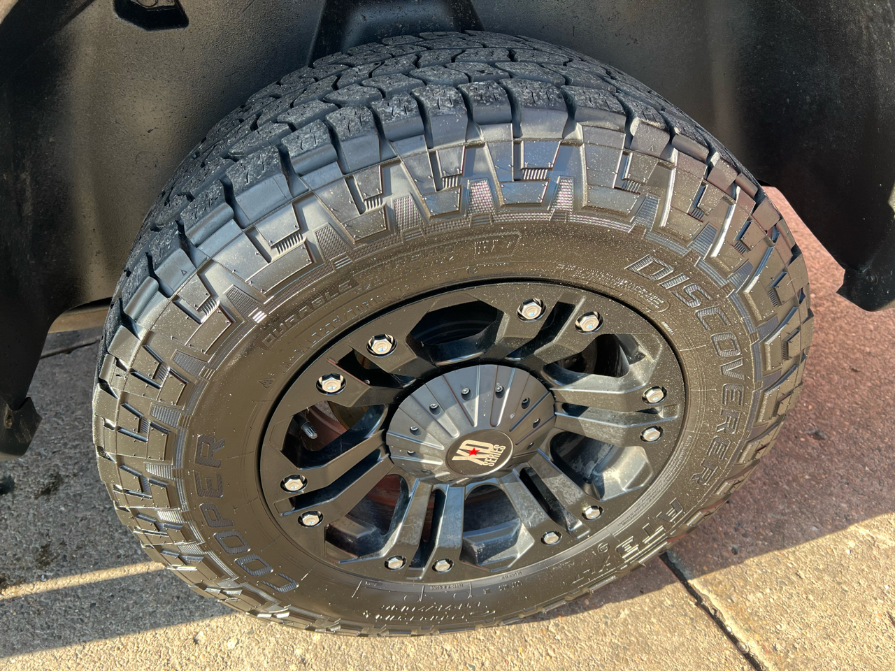 RAM 1500 4WD Crew Cab 140.5" Rebel 2016