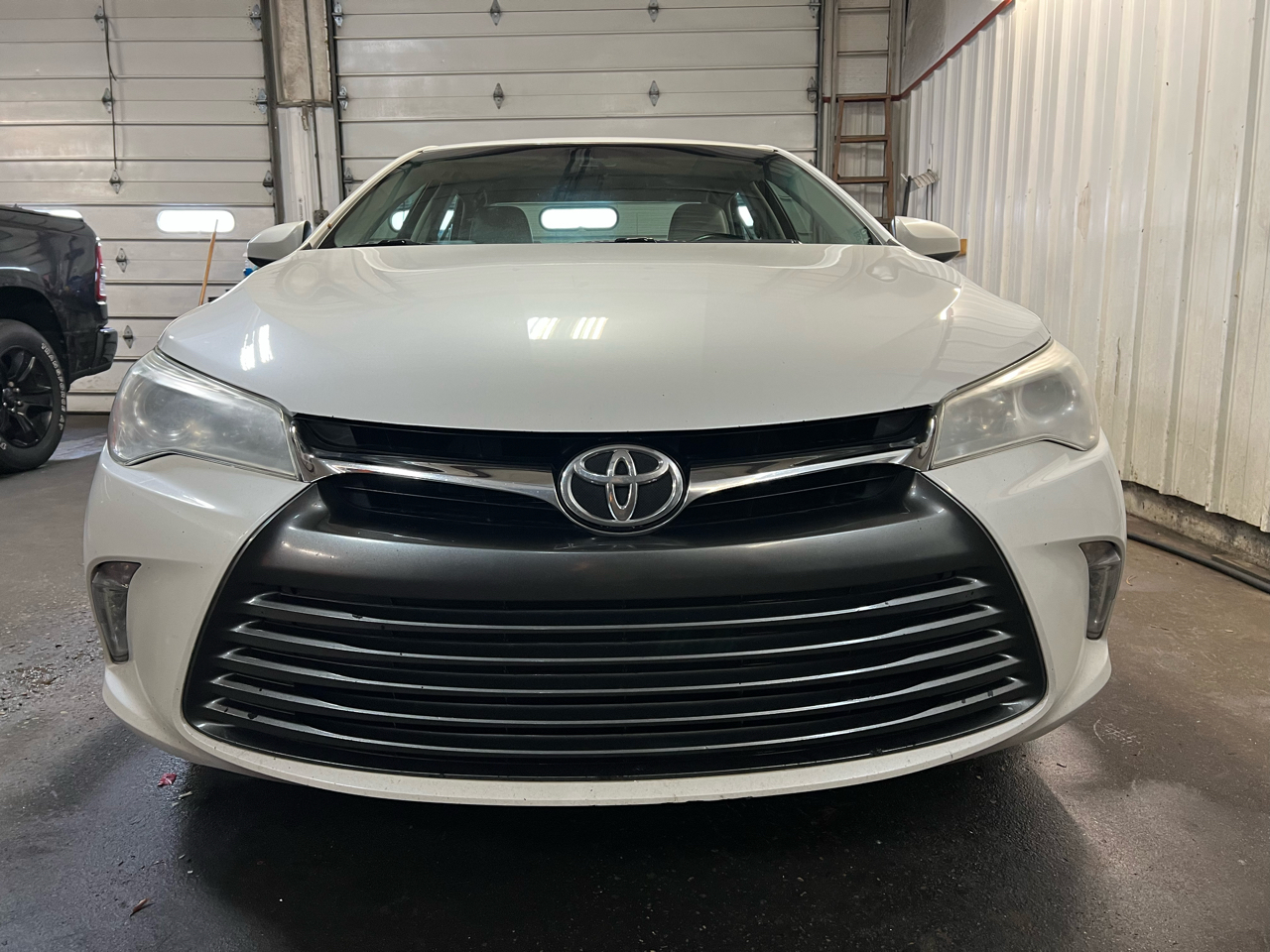 Toyota Camry 4dr Sdn I4 Auto SE w/Special Edition Pkg (Natl) 2016