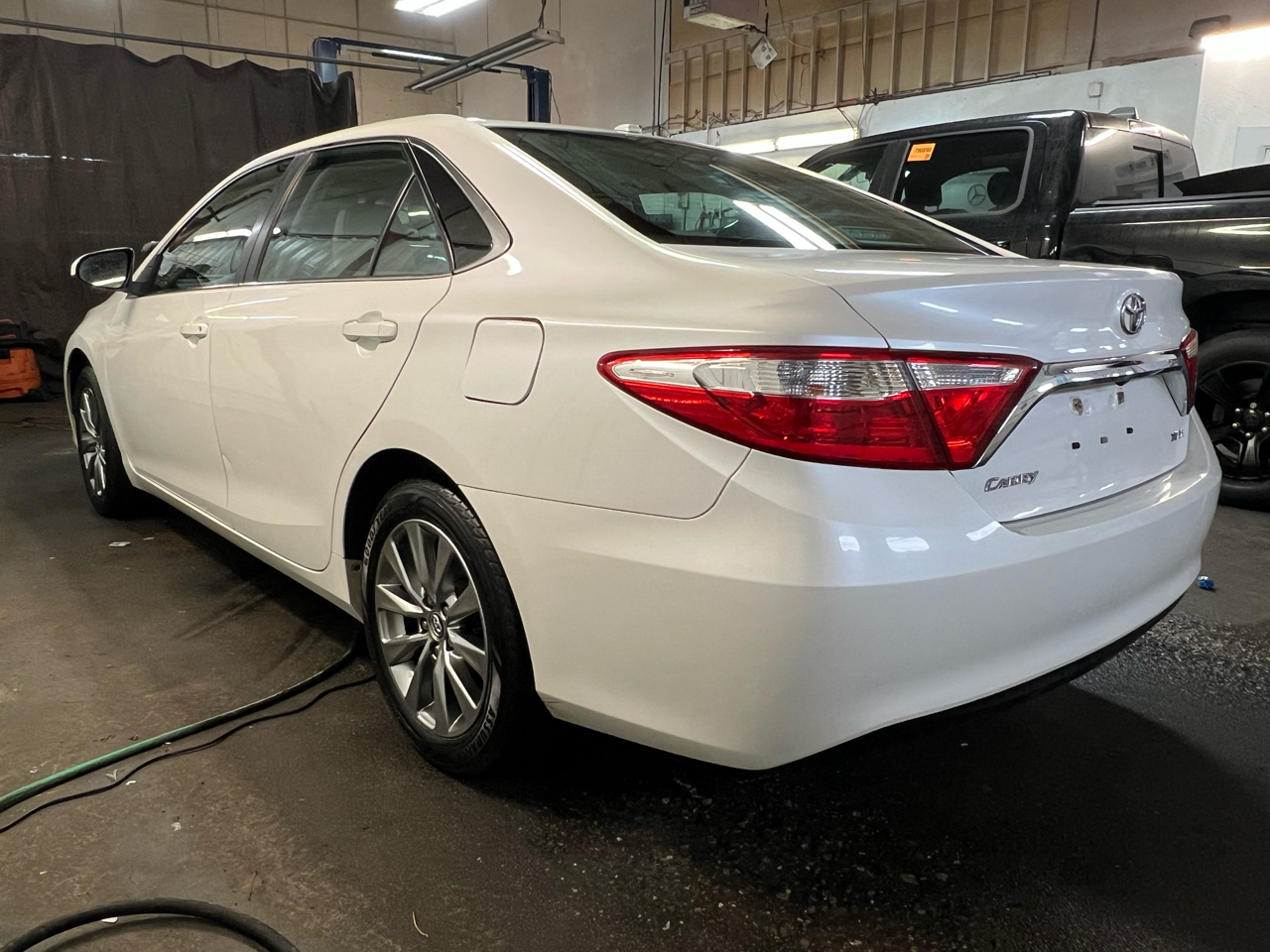 Toyota Camry 4dr Sdn I4 Auto SE w/Special Edition Pkg (Natl) 2016
