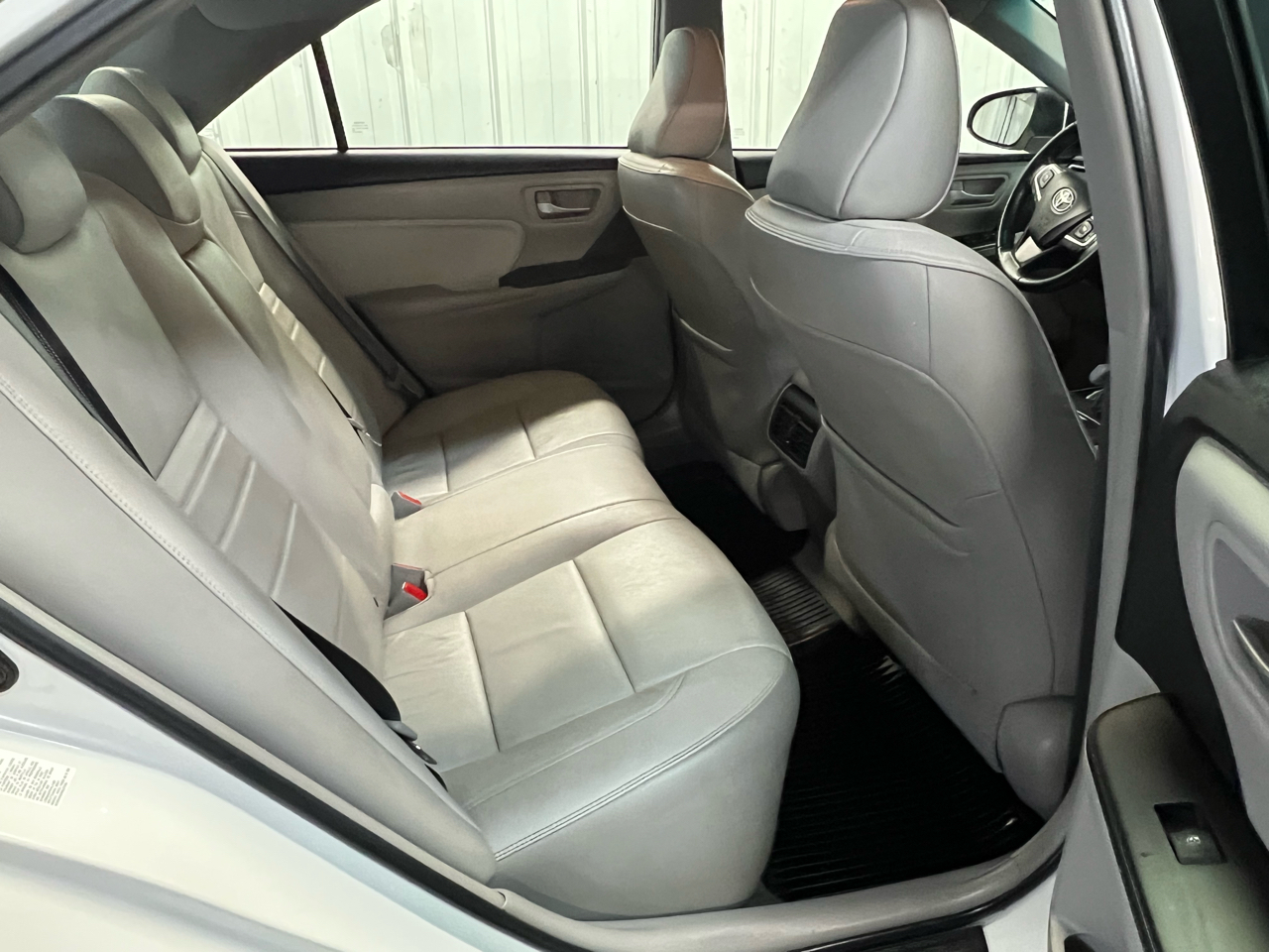 Toyota Camry 4dr Sdn I4 Auto SE w/Special Edition Pkg (Natl) 2016