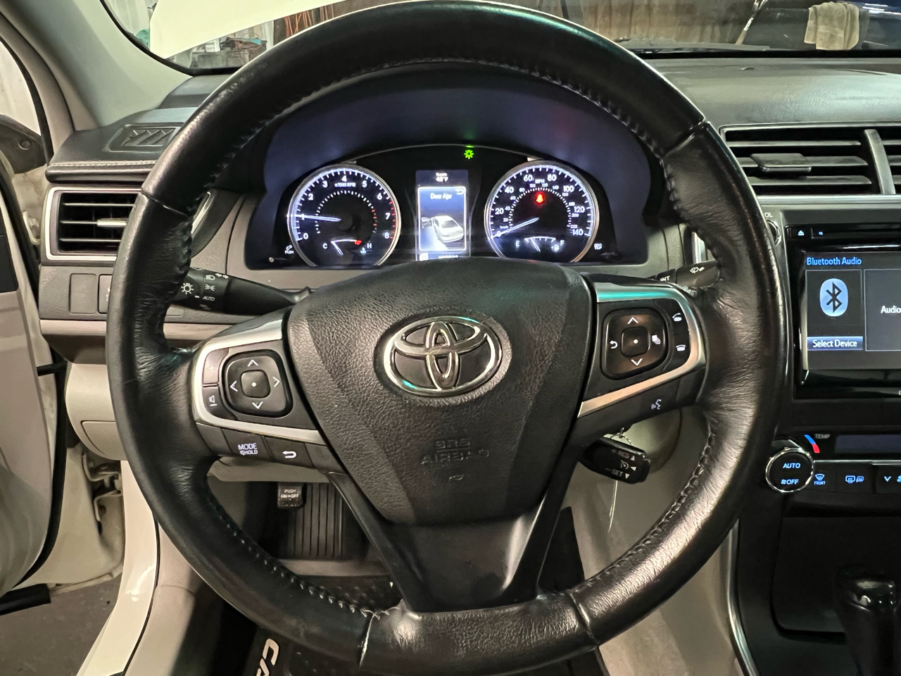 Toyota Camry 4dr Sdn I4 Auto SE w/Special Edition Pkg (Natl) 2016