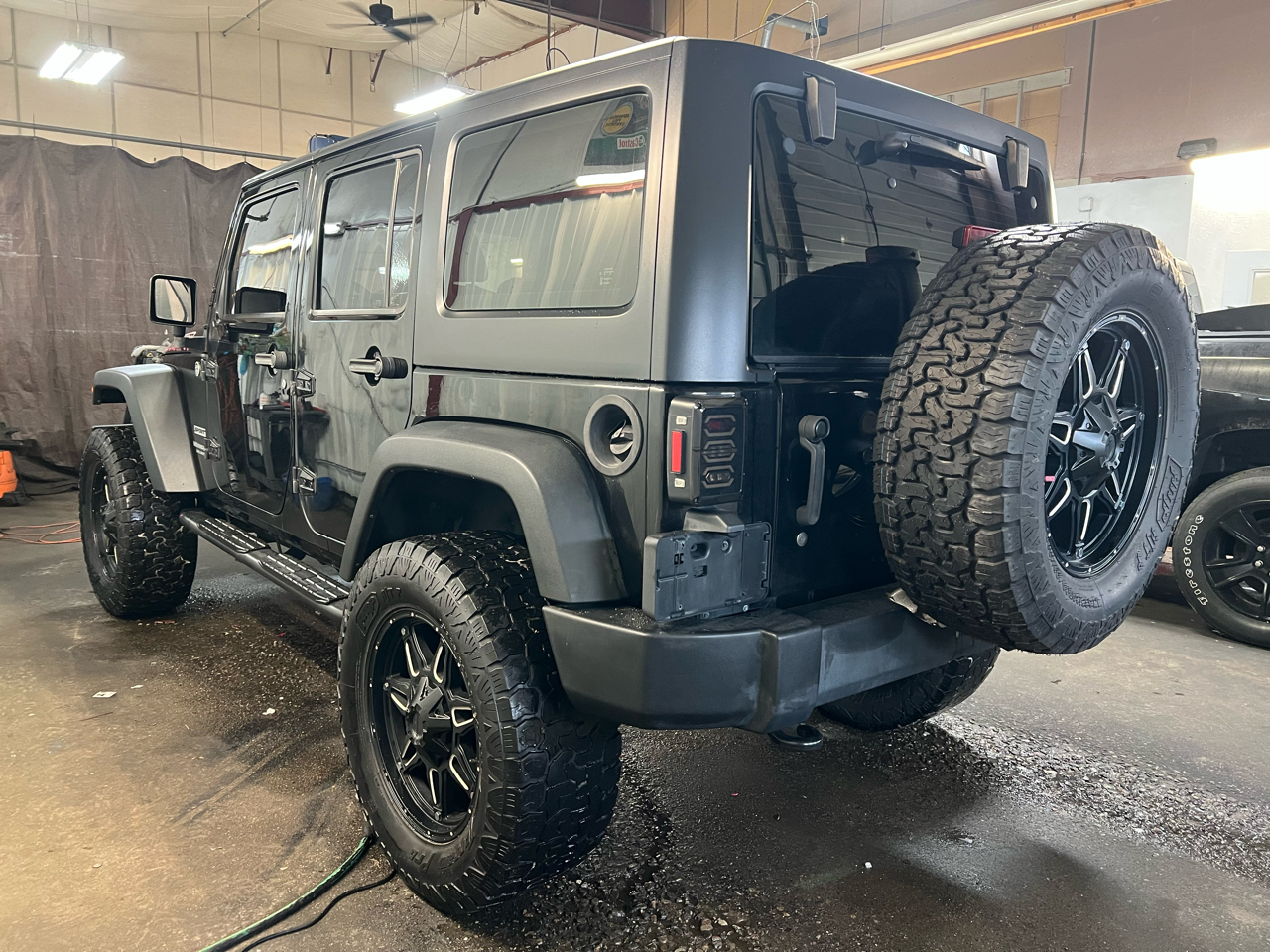 Jeep Wrangler Unlimited 4WD 4dr Sport 2014