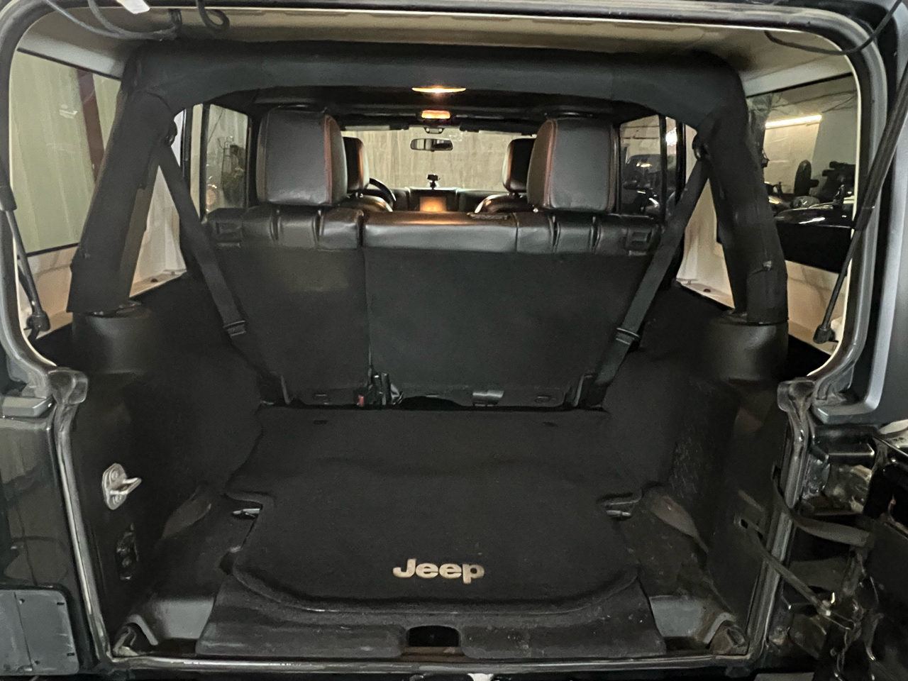 Jeep Wrangler Unlimited 4WD 4dr Sport 2014