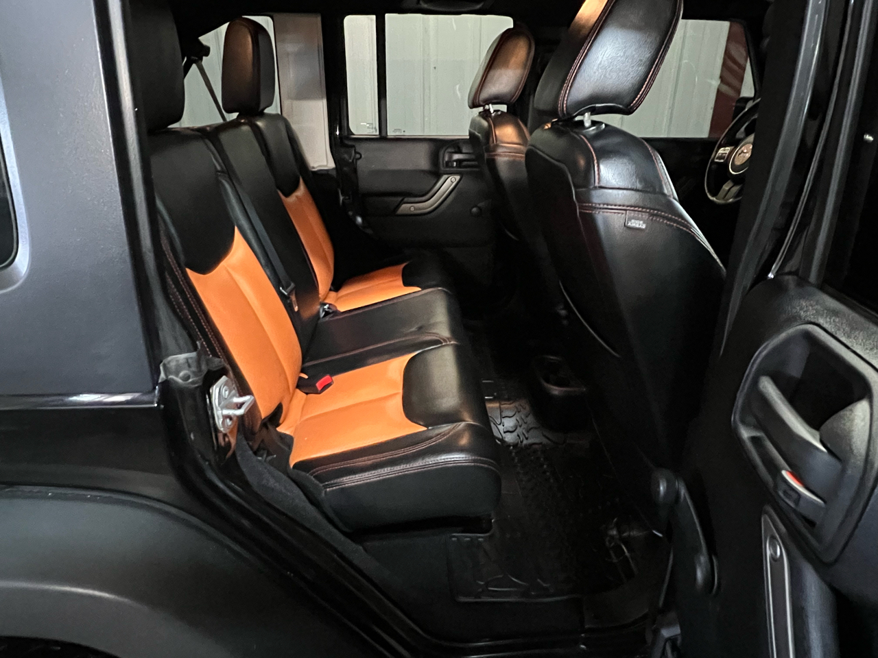 Jeep Wrangler Unlimited 4WD 4dr Sport 2014