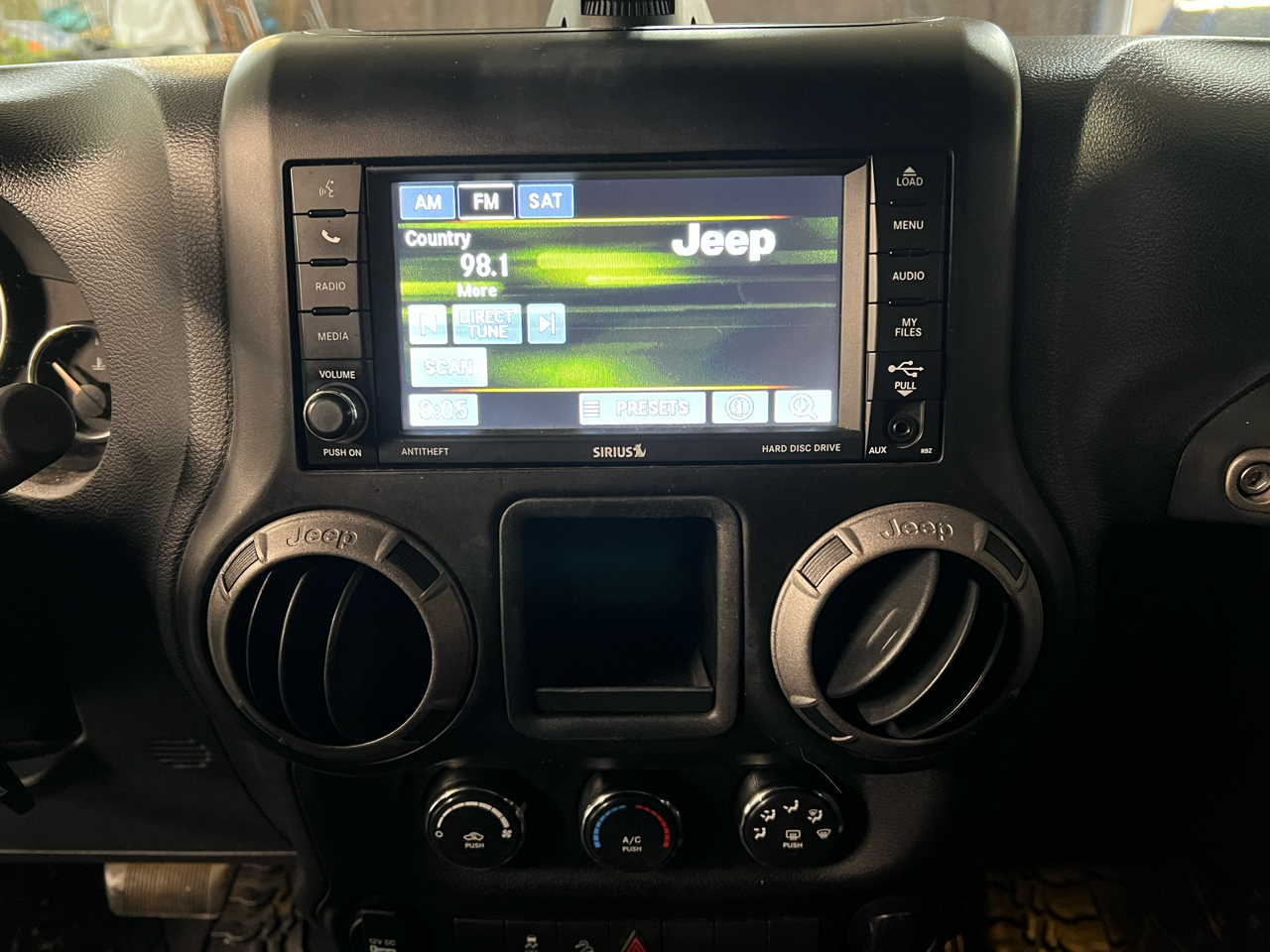 Jeep Wrangler Unlimited 4WD 4dr Sport 2014