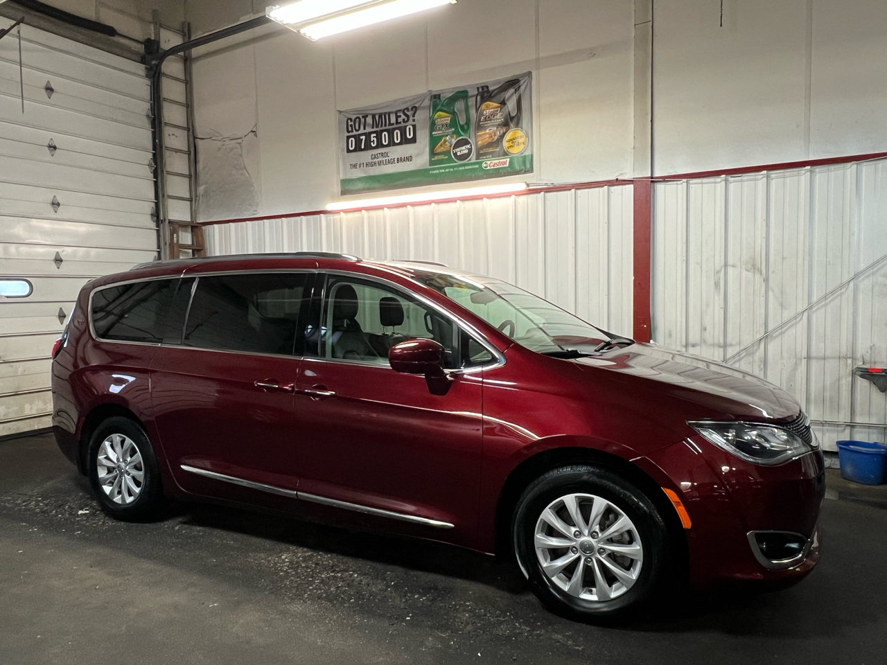 Chrysler Pacifica Touring L FWD 2018