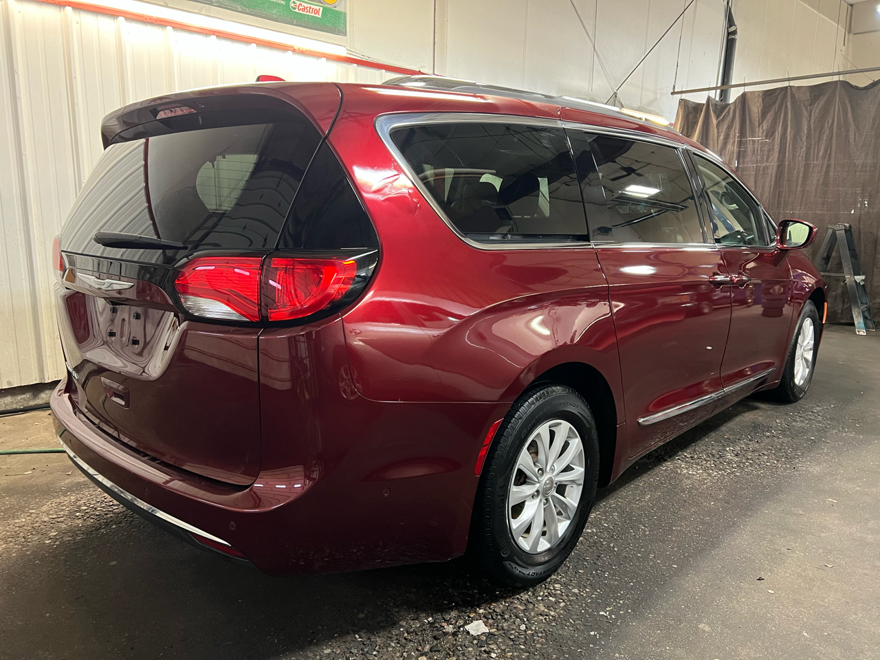 Chrysler Pacifica Touring L FWD 2018
