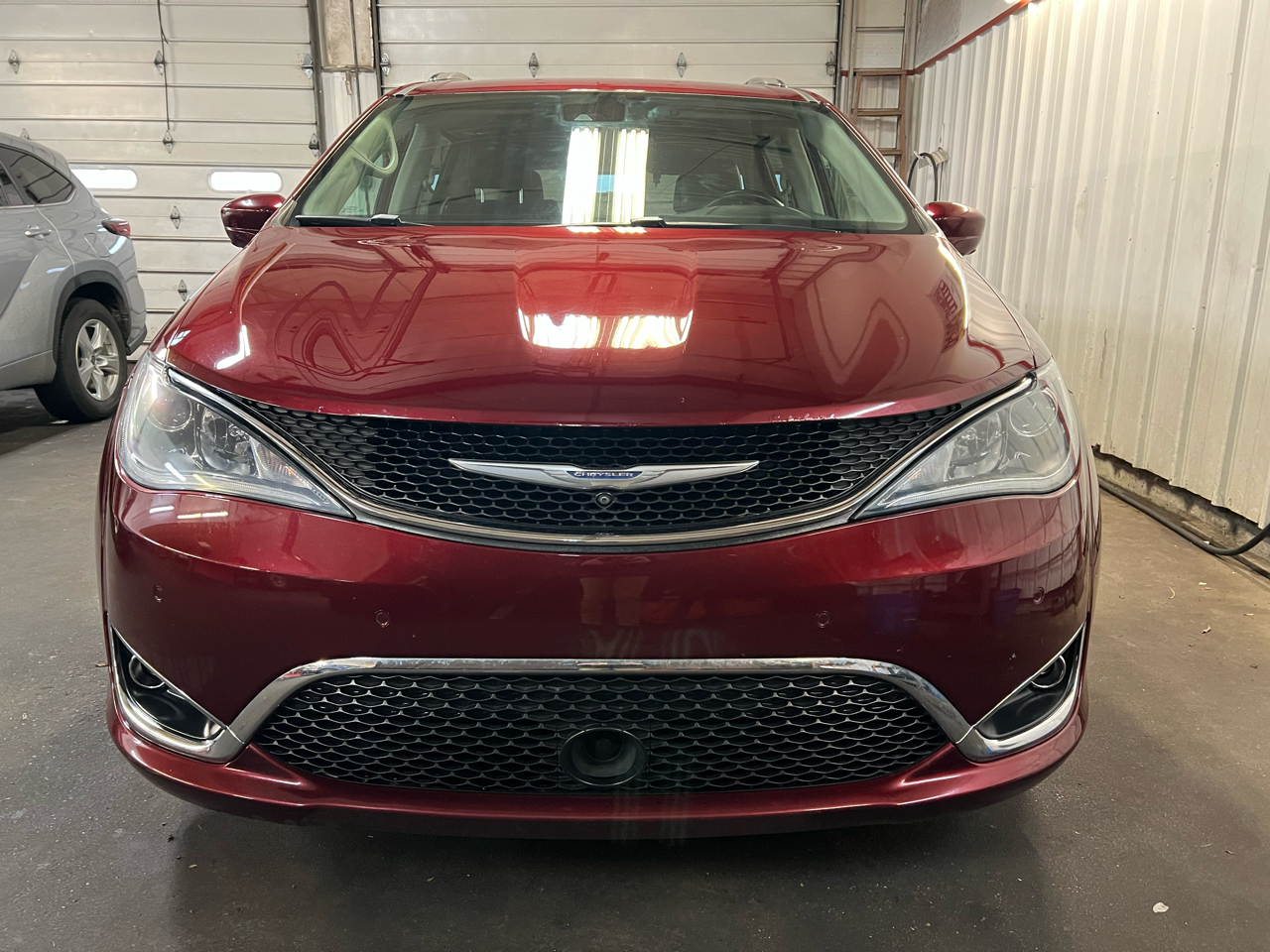 Chrysler Pacifica Touring L FWD 2018