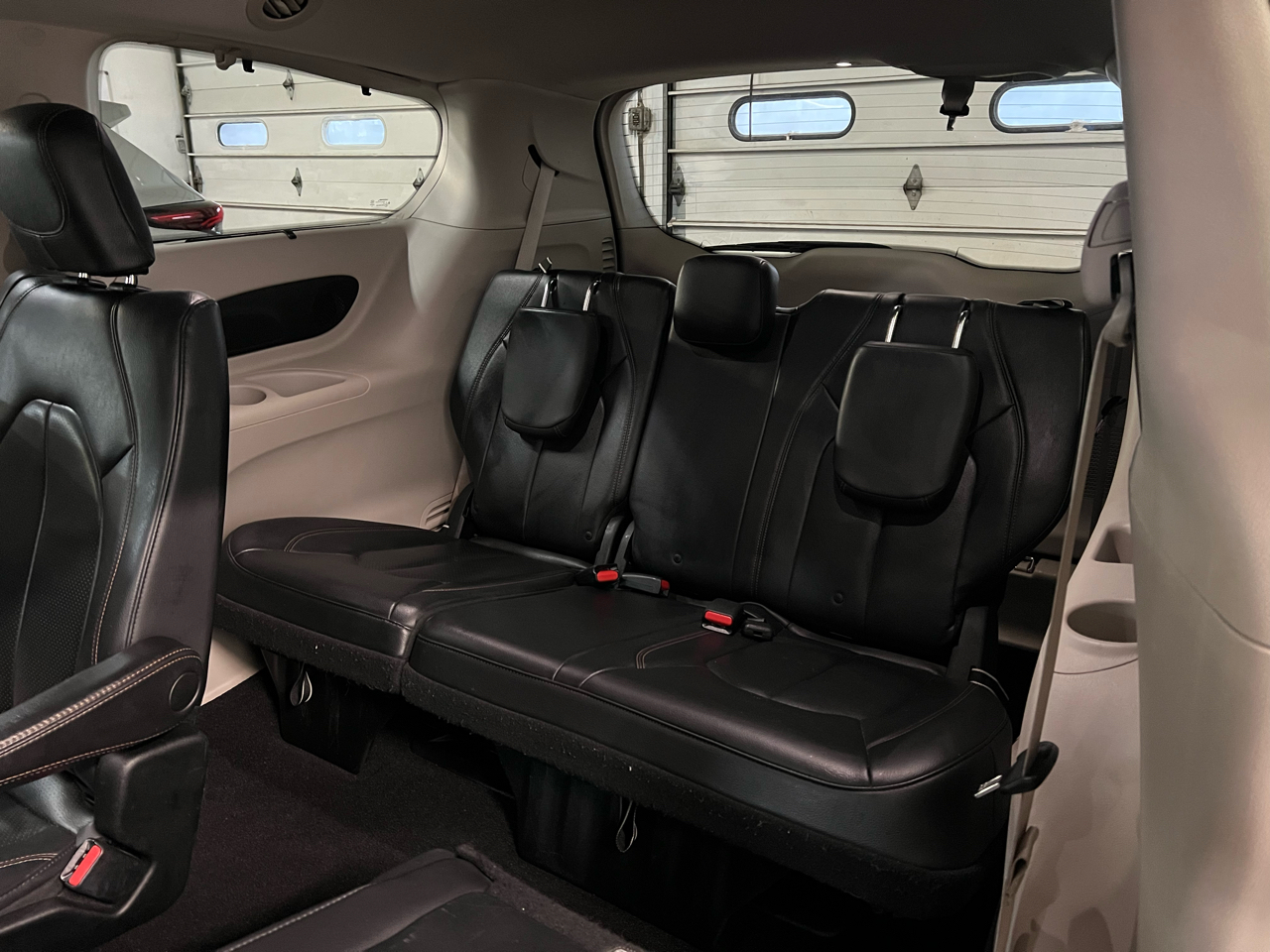 Chrysler Pacifica Touring L FWD 2018