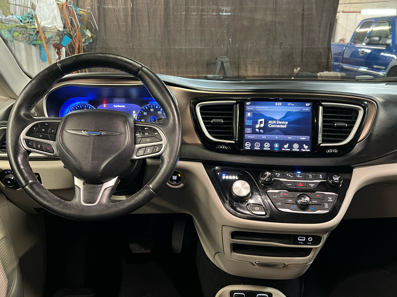 Chrysler Pacifica Touring L FWD 2018