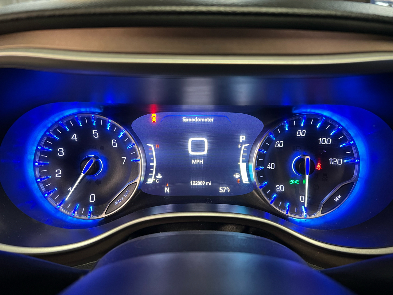 Chrysler Pacifica Touring L FWD 2018