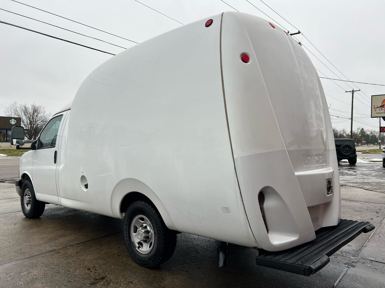 Chevrolet Express Commercial Cutaway 3500 Van 139" 2014
