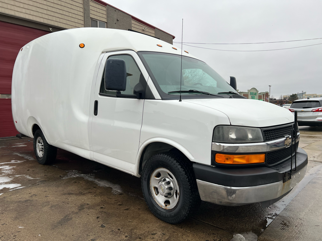 Chevrolet Express Commercial Cutaway 3500 Van 139" 2014