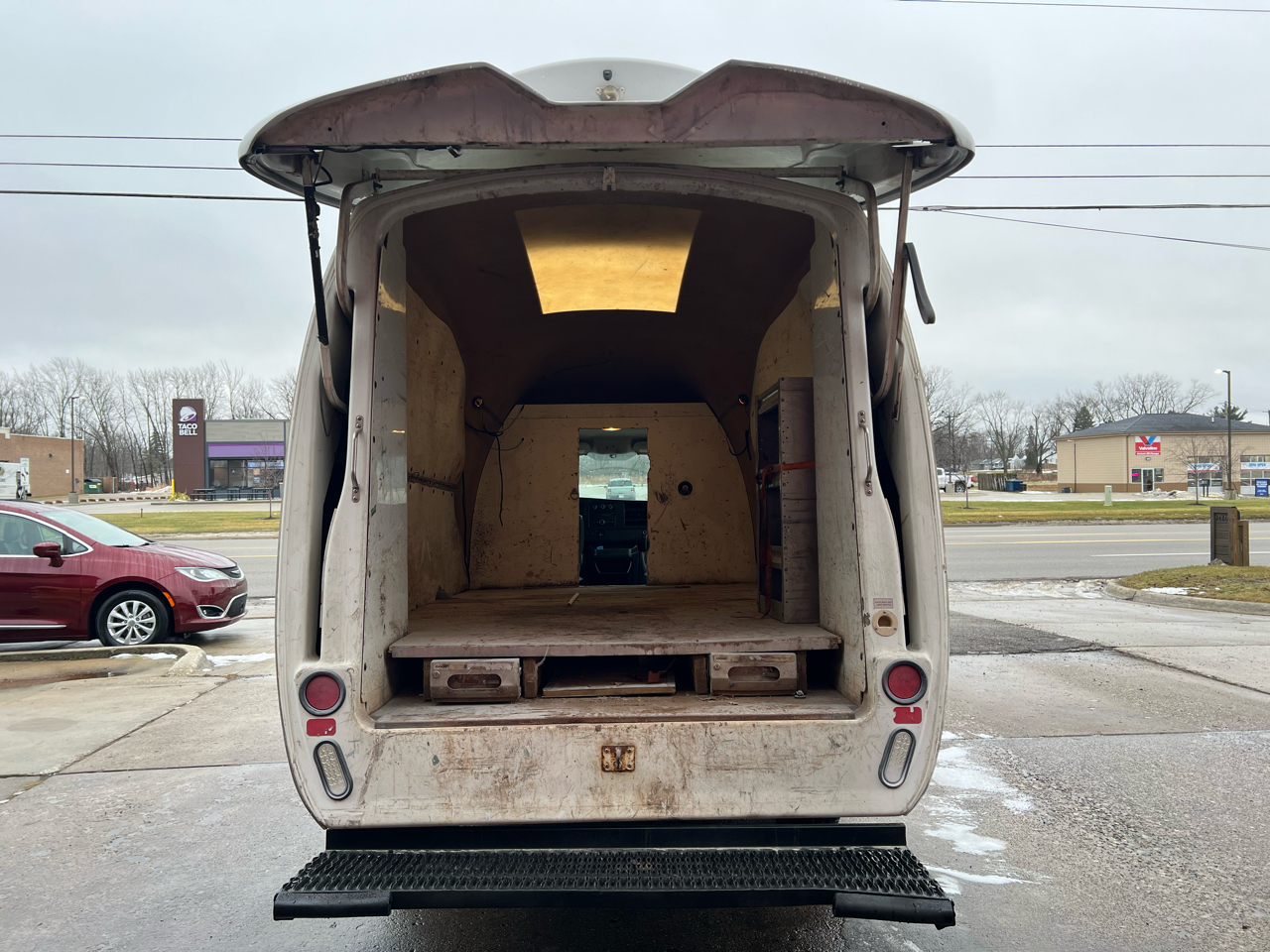 Chevrolet Express Commercial Cutaway 3500 Van 139" 2014