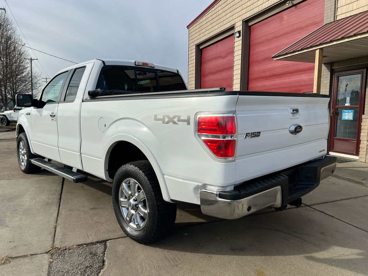 Ford F-150 4WD SuperCab 145" Lariat 2014