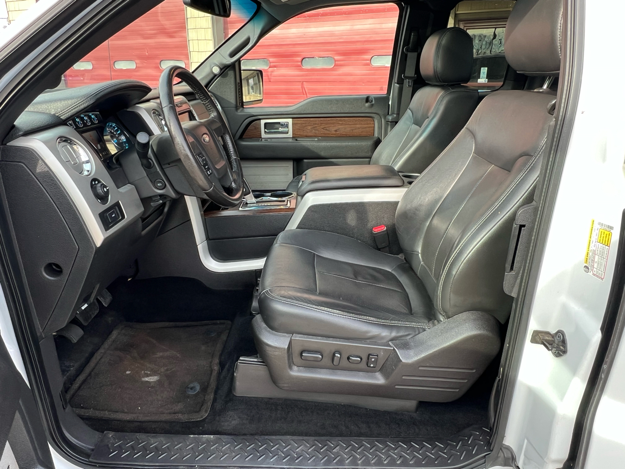 Ford F-150 4WD SuperCab 145" Lariat 2014