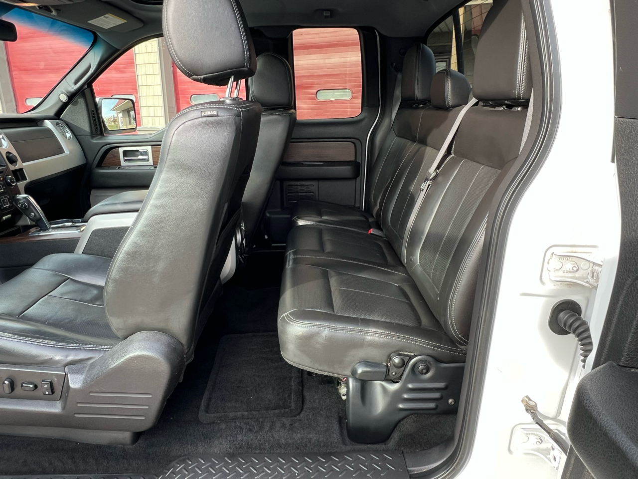 Ford F-150 4WD SuperCab 145" Lariat 2014