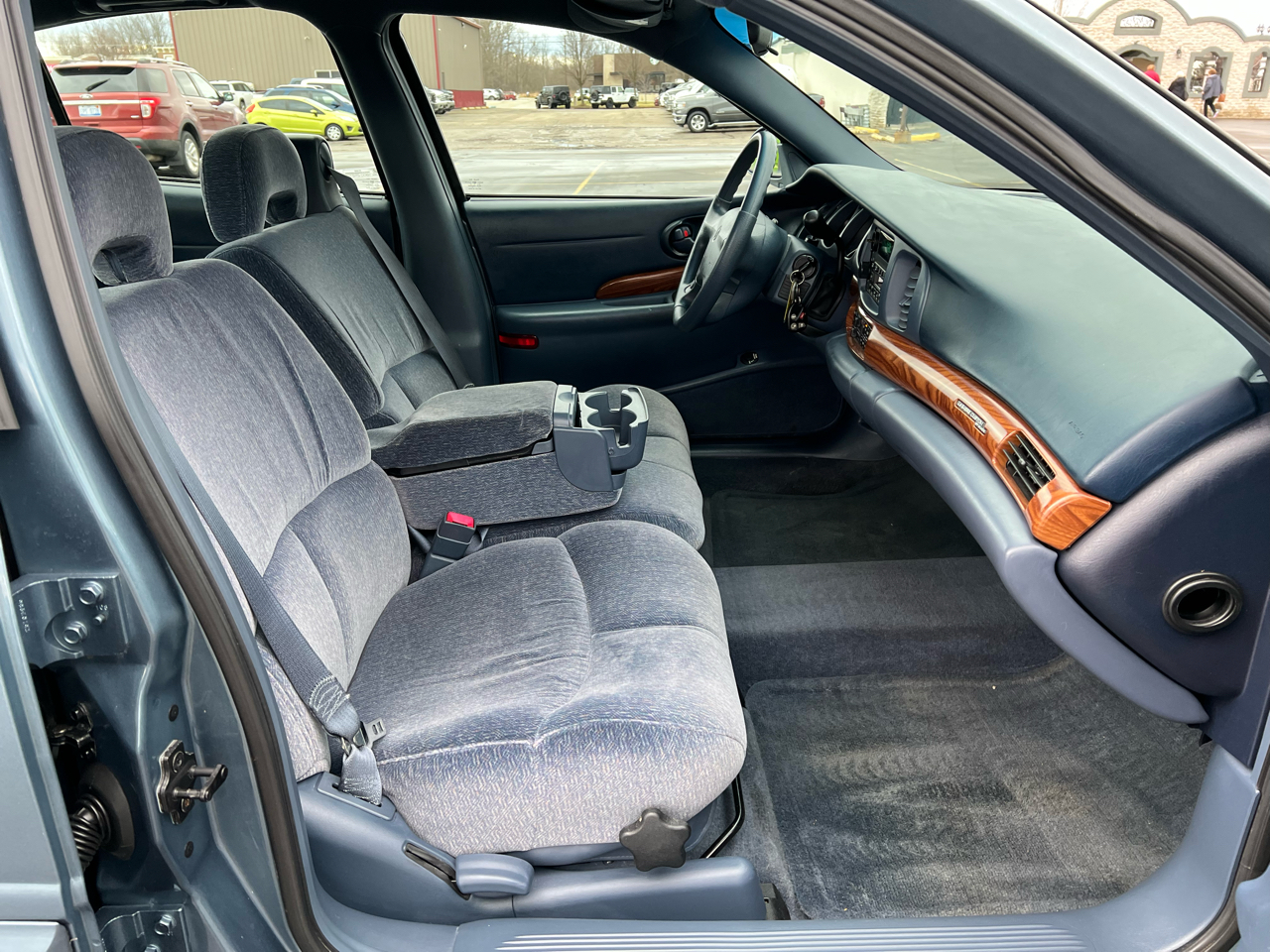 Buick LeSabre 4dr Sdn Custom 2001