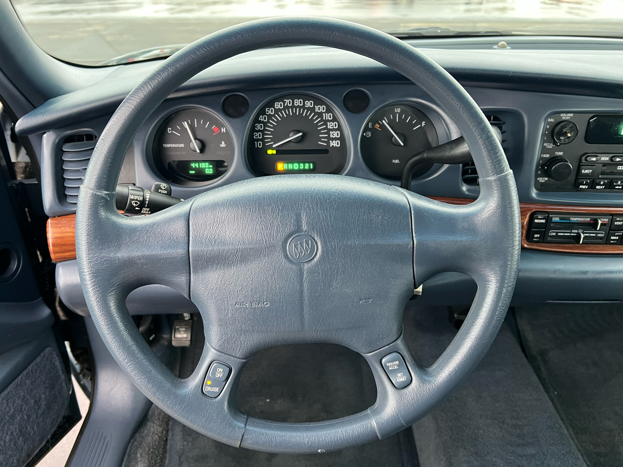 Buick LeSabre 4dr Sdn Custom 2001