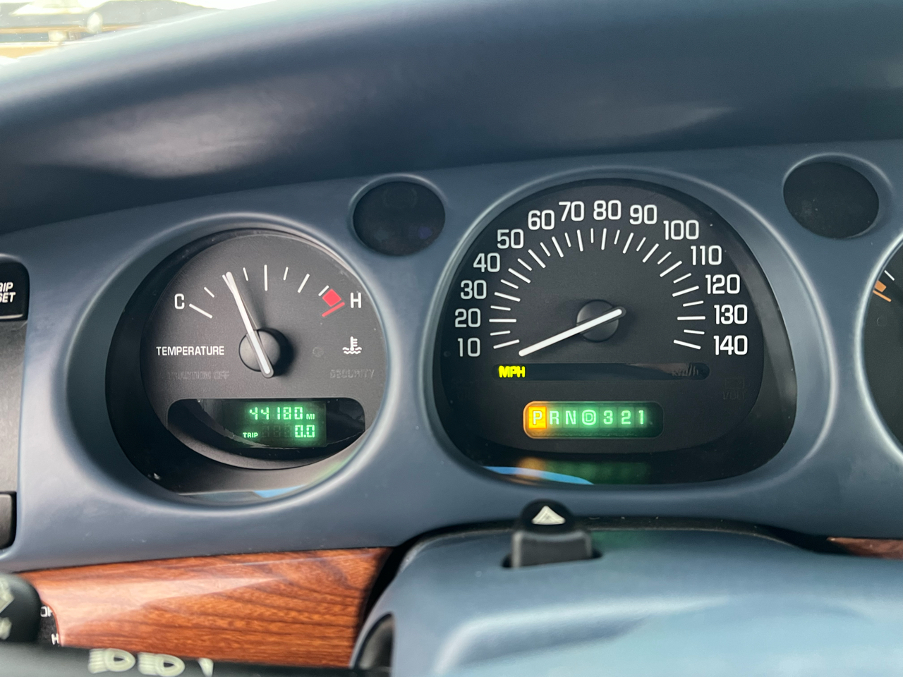 Buick LeSabre 4dr Sdn Custom 2001