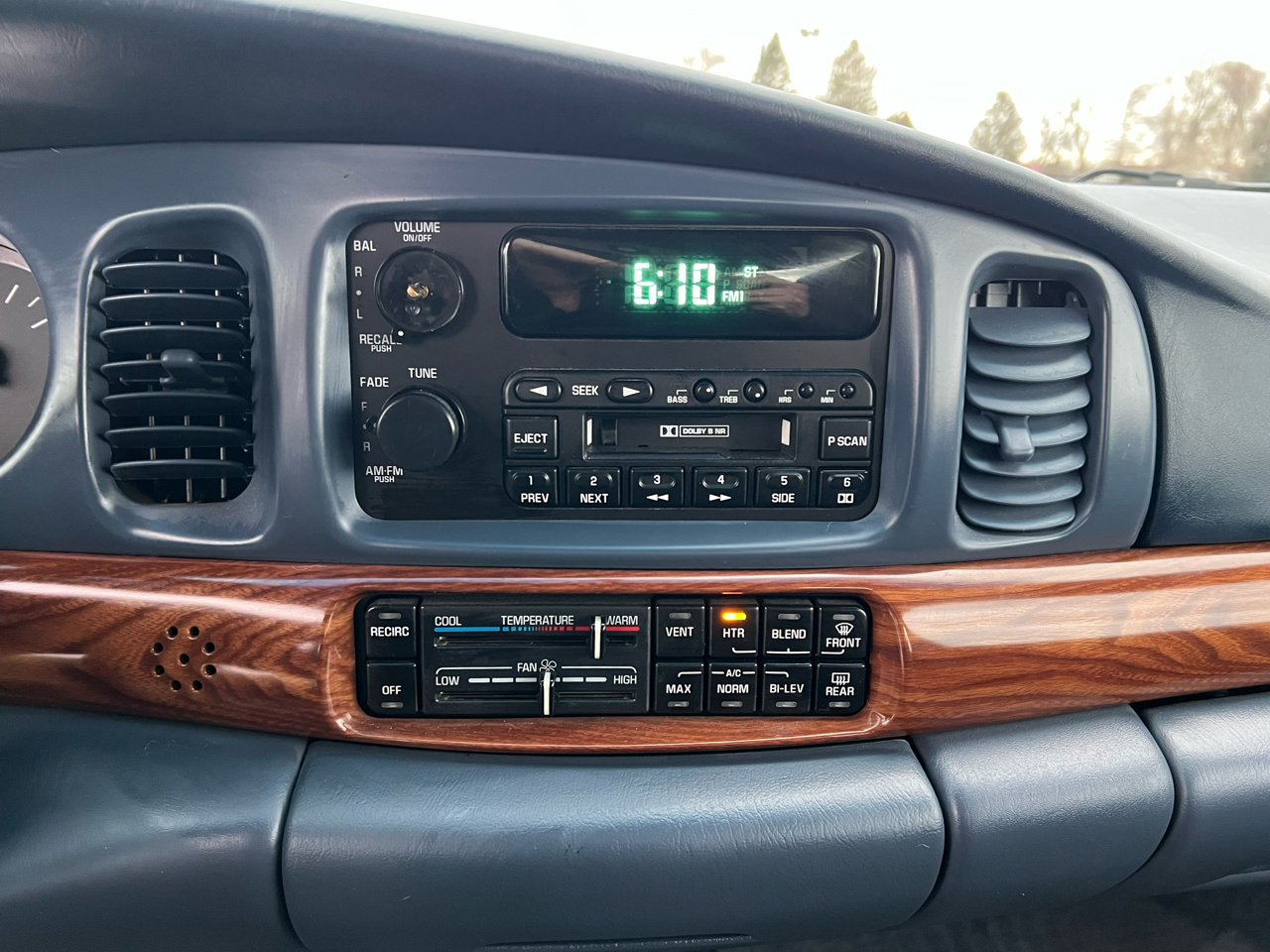 Buick LeSabre 4dr Sdn Custom 2001