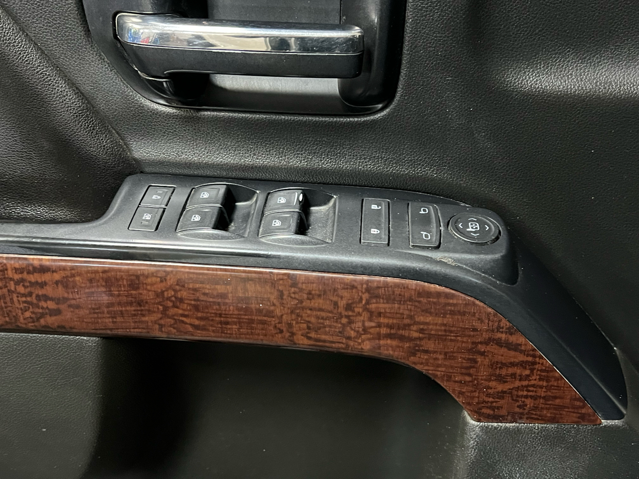 GMC Sierra 1500 4WD Crew Cab 143.5" SLE 2014