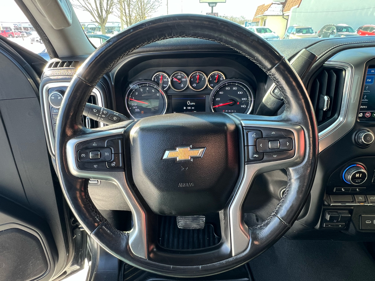Chevrolet Silverado 1500 4WD Crew Cab 147" LT 2019