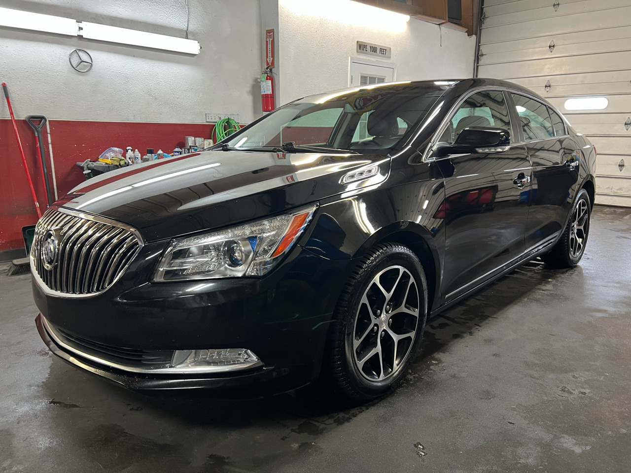 Buick LaCrosse 4dr Sdn Sport Touring FWD 2016
