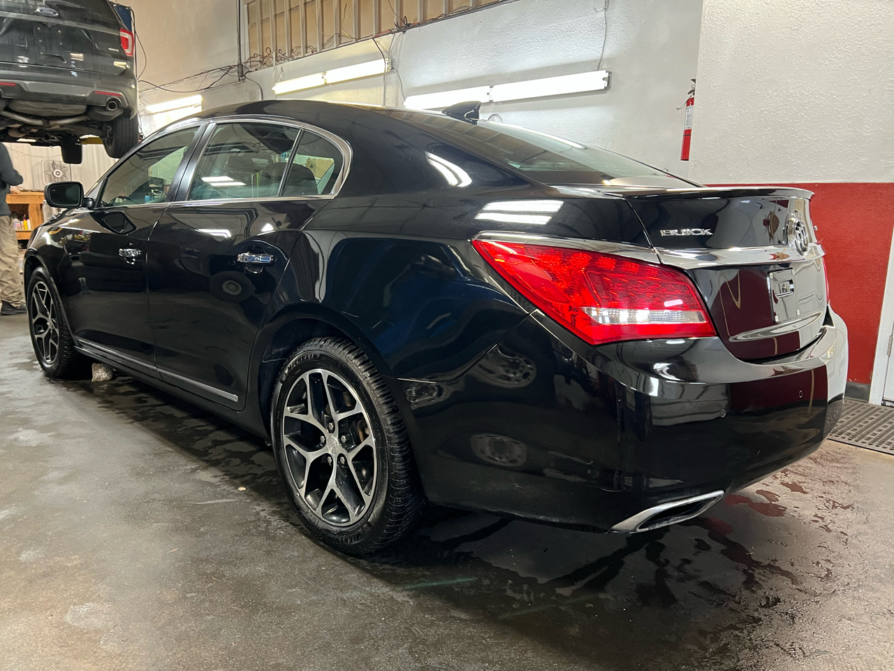 Buick LaCrosse 4dr Sdn Sport Touring FWD 2016