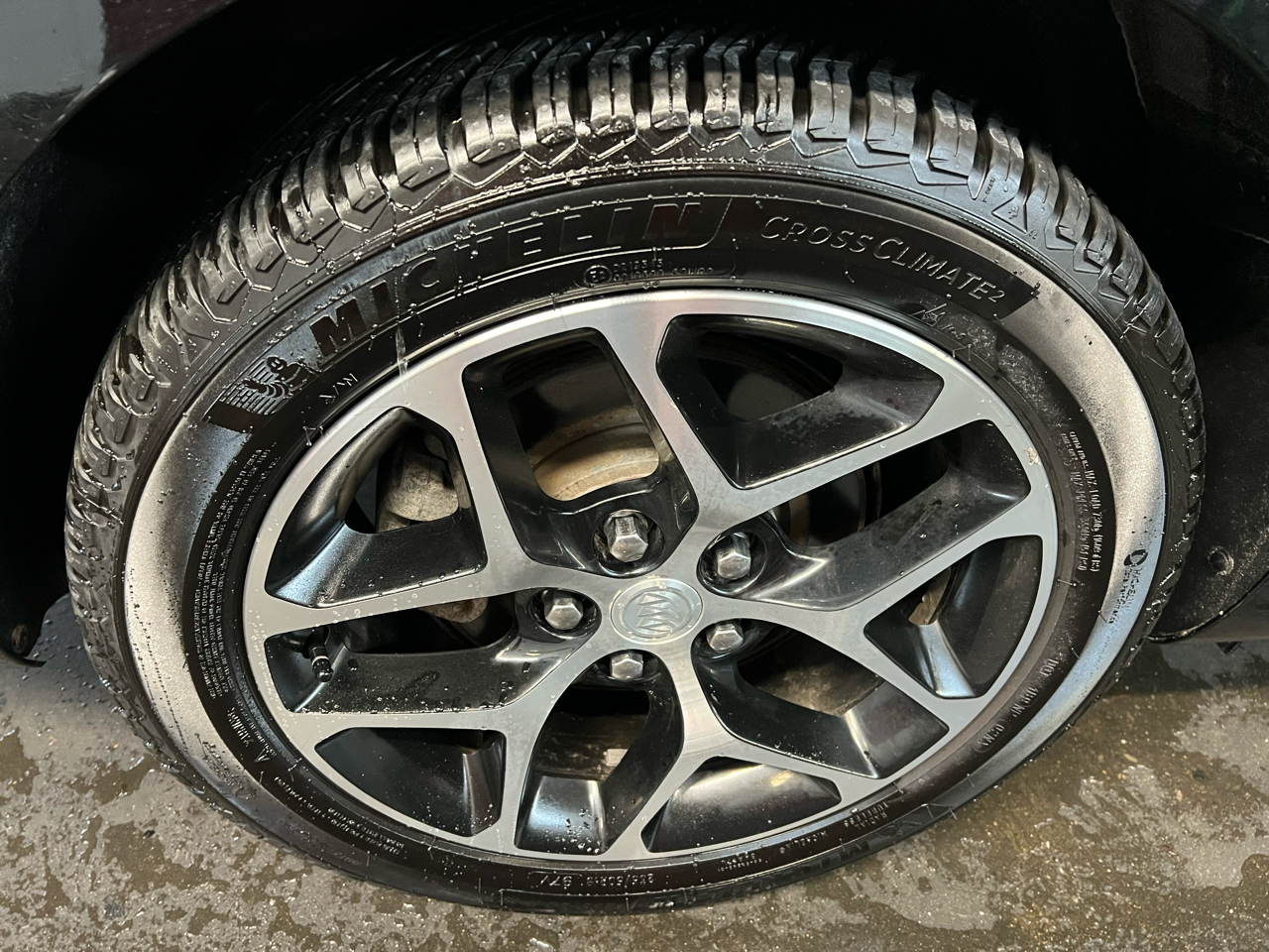 Buick LaCrosse 4dr Sdn Sport Touring FWD 2016