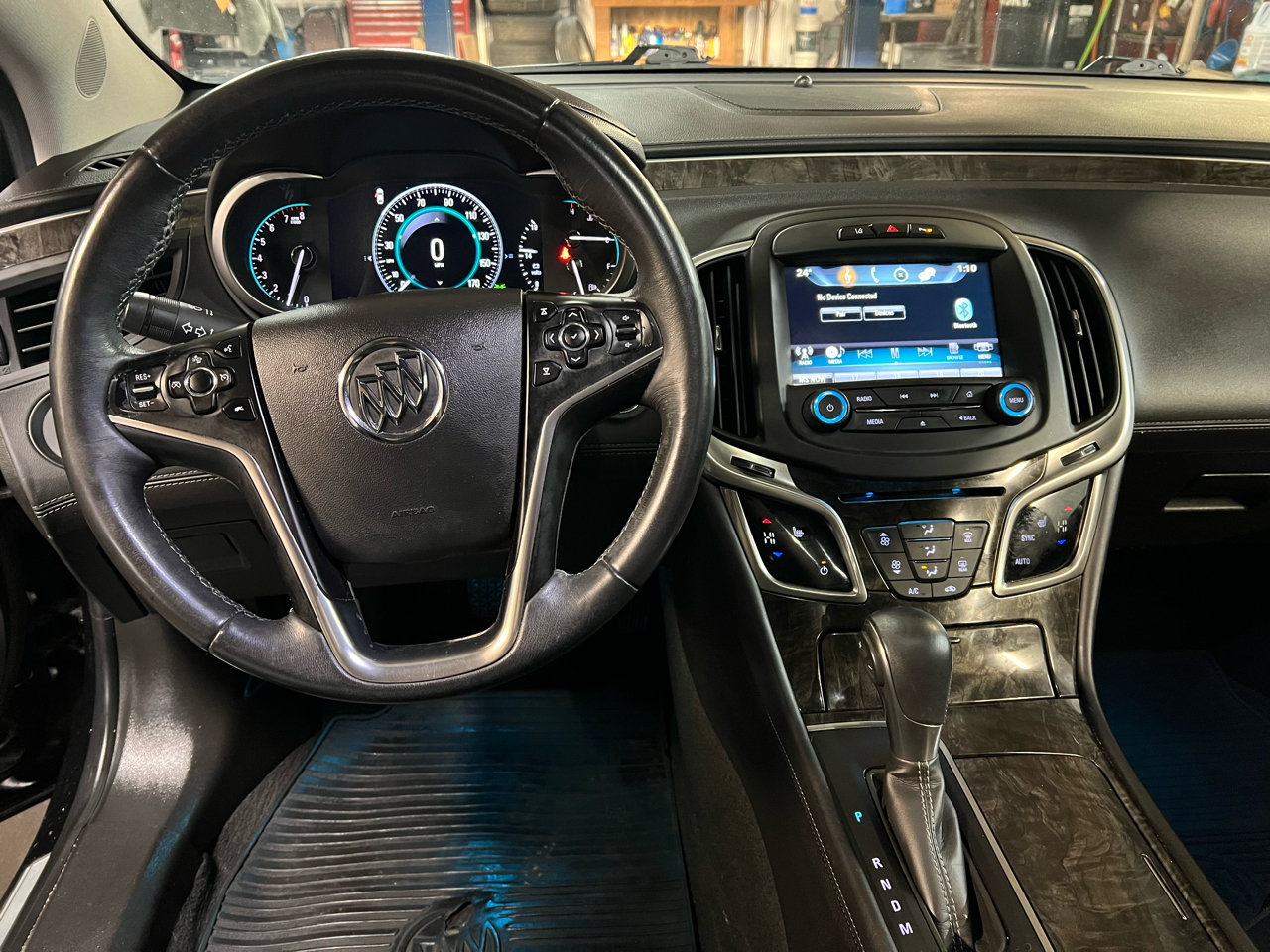 Buick LaCrosse 4dr Sdn Sport Touring FWD 2016