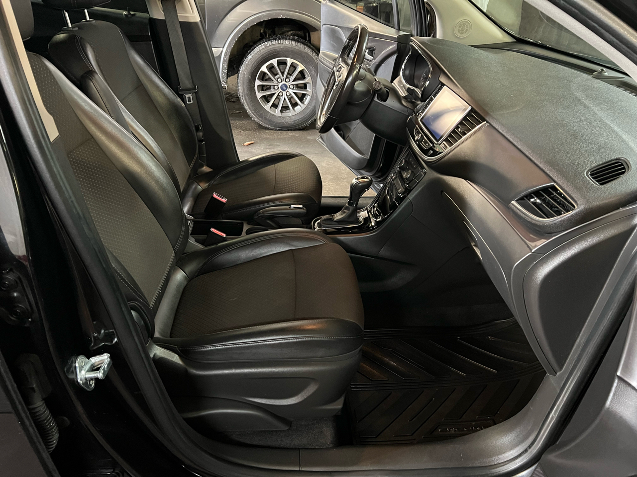 Buick Encore FWD 4dr Preferred 2019