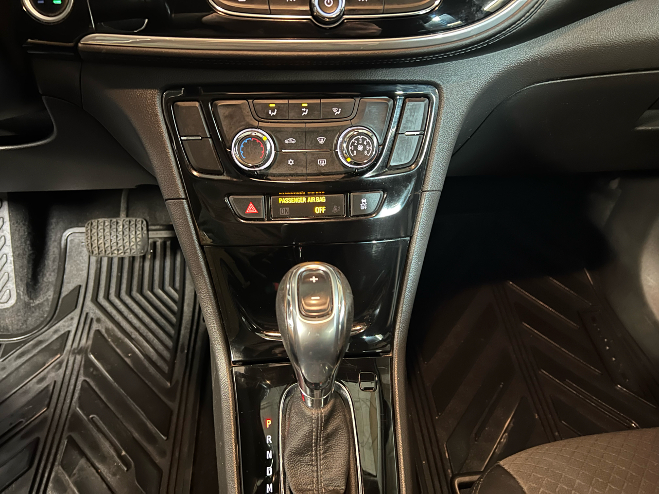 Buick Encore FWD 4dr Preferred 2019