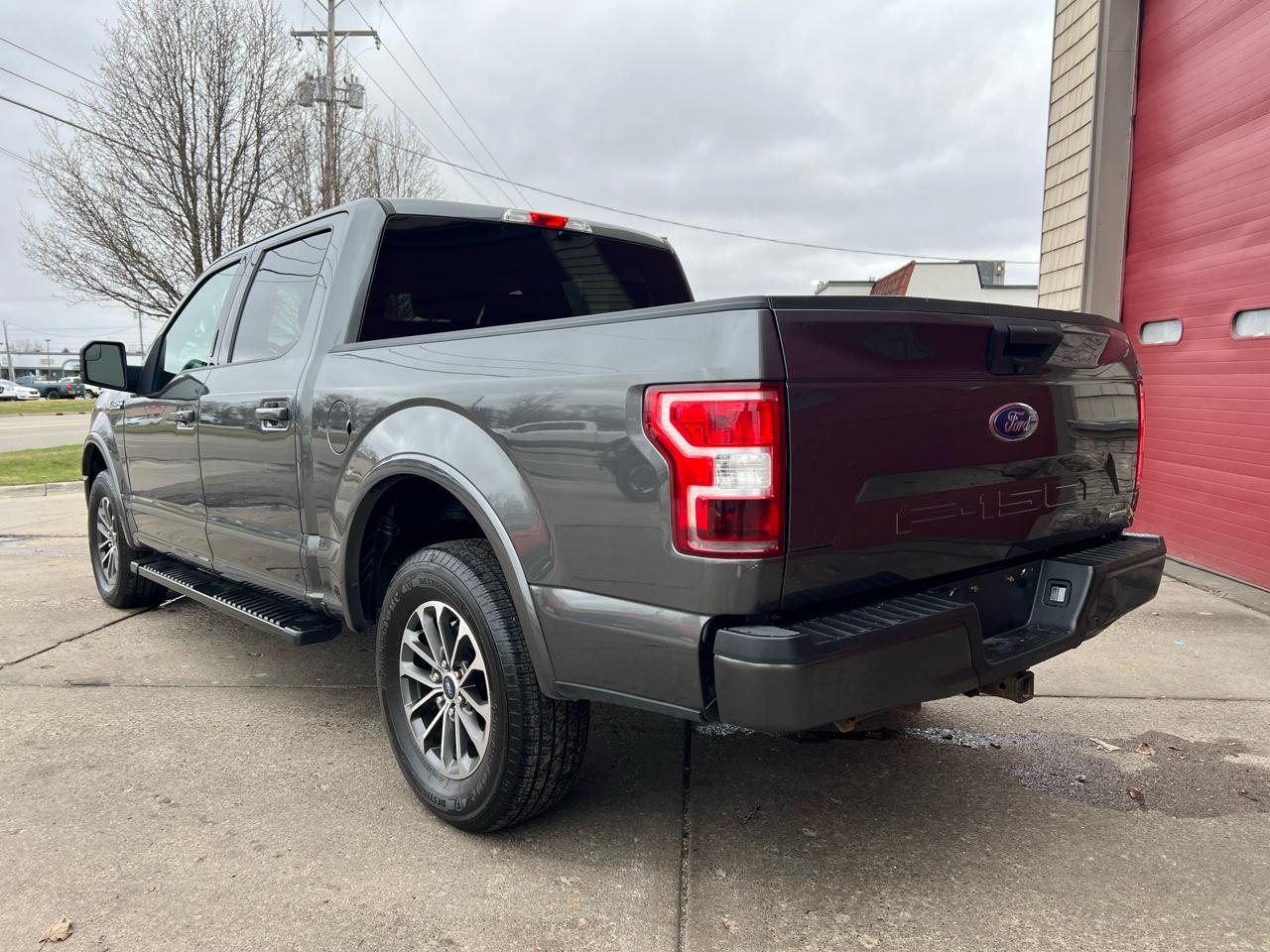 Ford F-150 XLT SuperCrew 4WD 2020