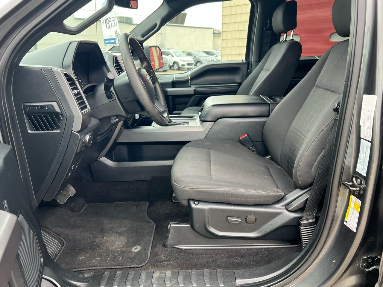 Ford F-150 XLT SuperCrew 4WD 2020