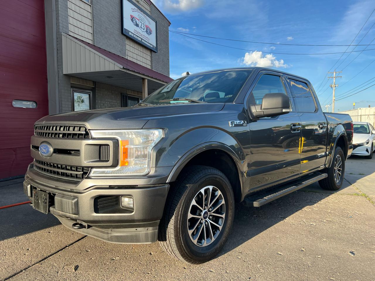 Ford F-150 XLT SuperCrew 4WD 2020
