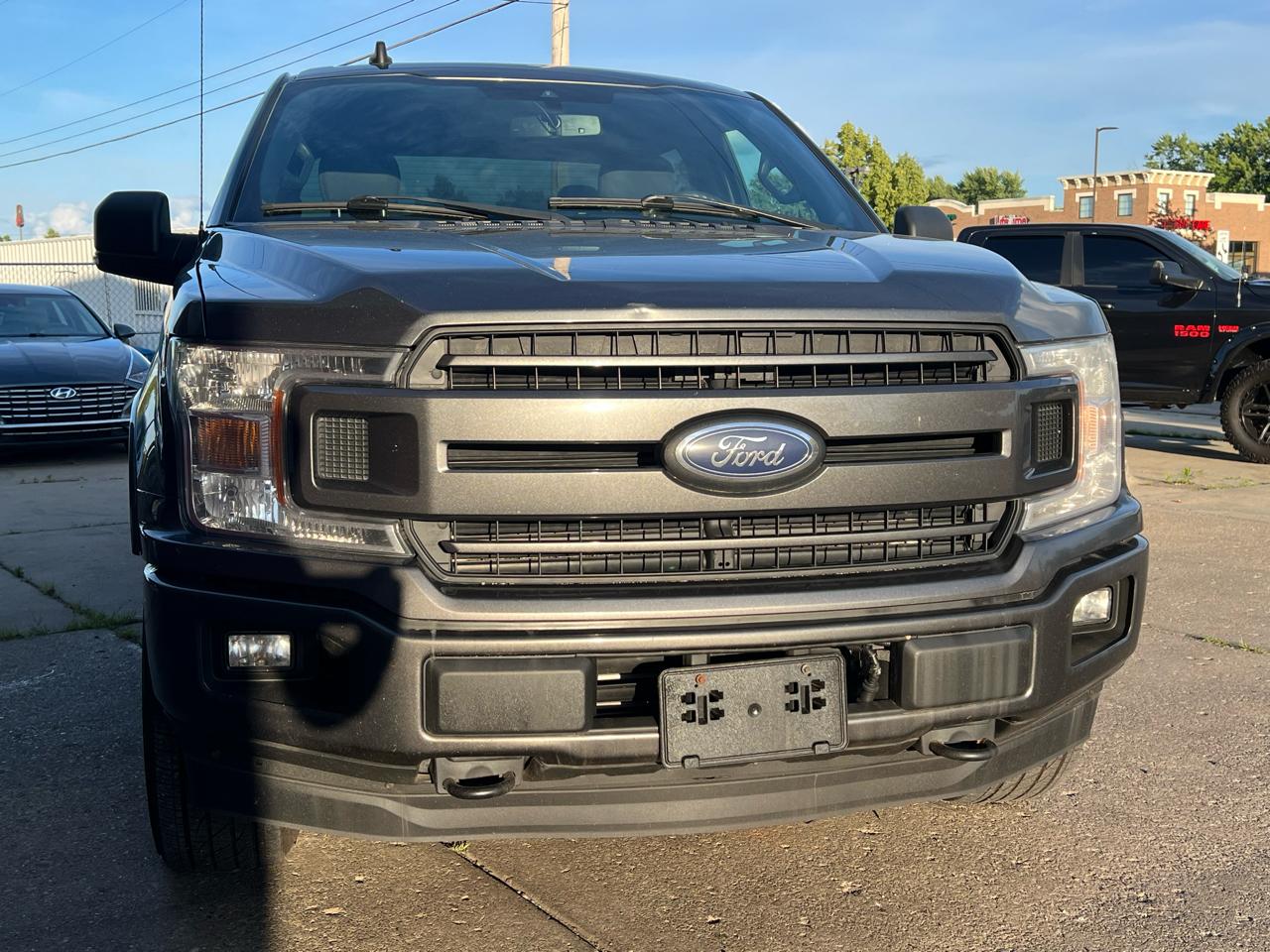 Ford F-150 XLT SuperCrew 4WD 2020