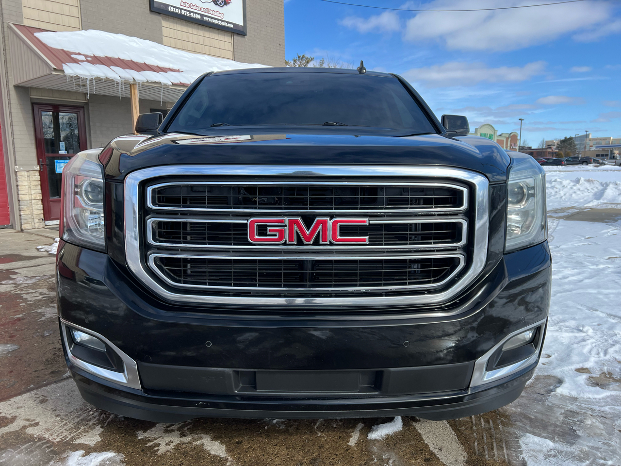 GMC Yukon XL 4WD 4dr SLT 2017
