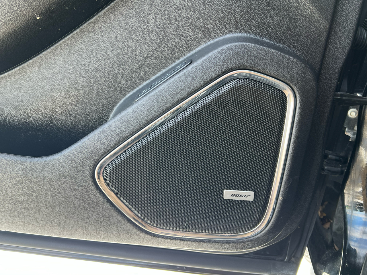 GMC Yukon XL 4WD 4dr SLT 2017