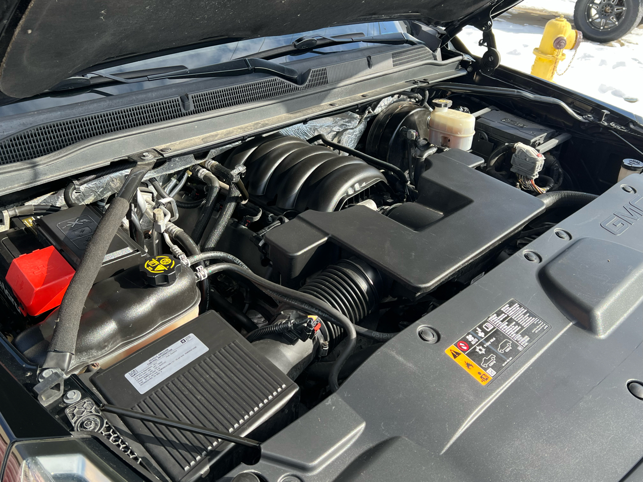 GMC Yukon XL 4WD 4dr SLT 2017