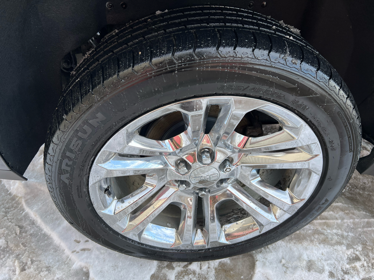 GMC Yukon XL 4WD 4dr SLT 2017