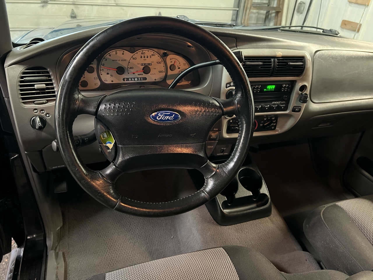 Ford Ranger 4dr Supercb 4.0L XLT FX4 Off-Rd 4WD 2003