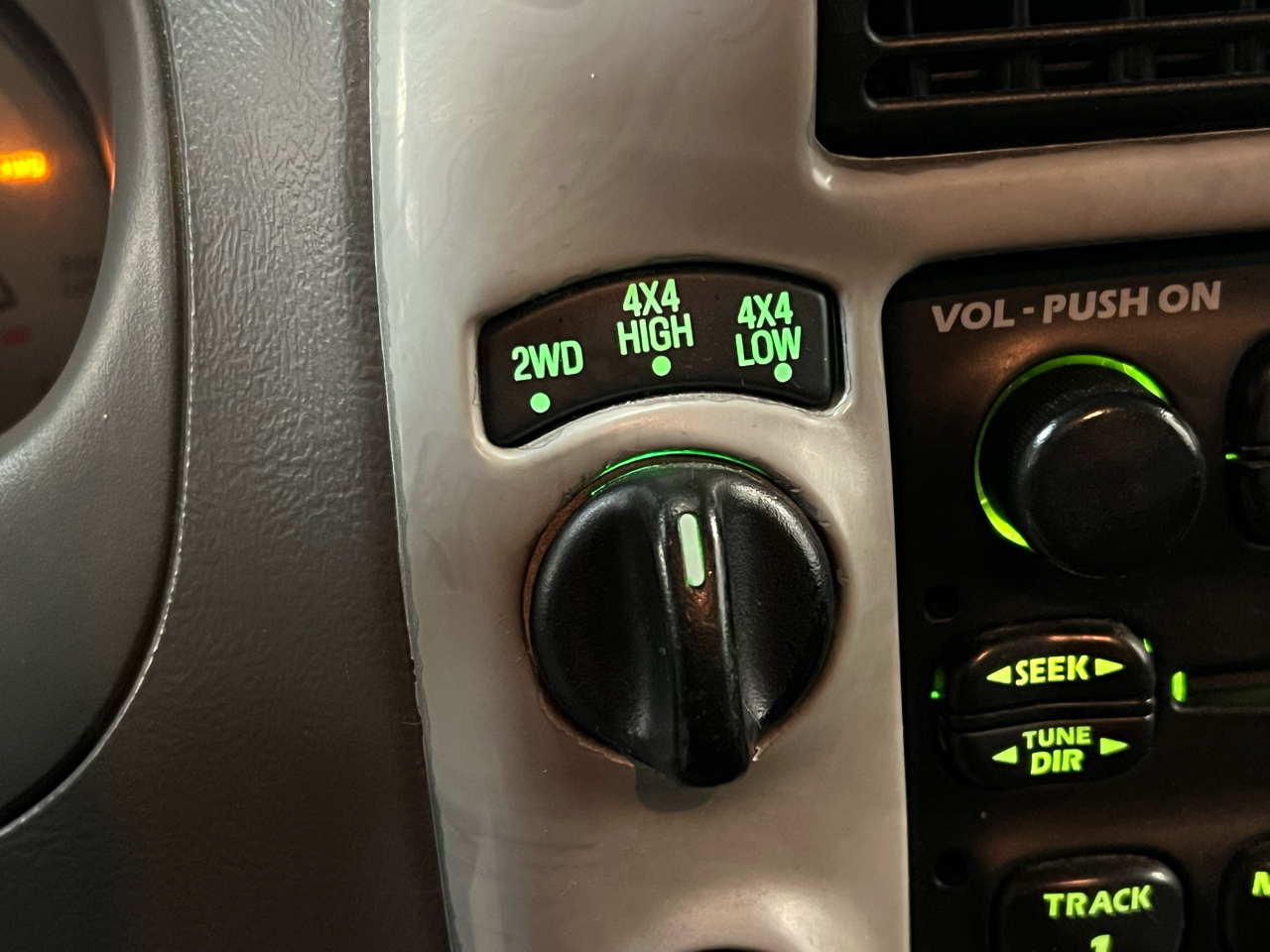 Ford Ranger 4dr Supercb 4.0L XLT FX4 Off-Rd 4WD 2003