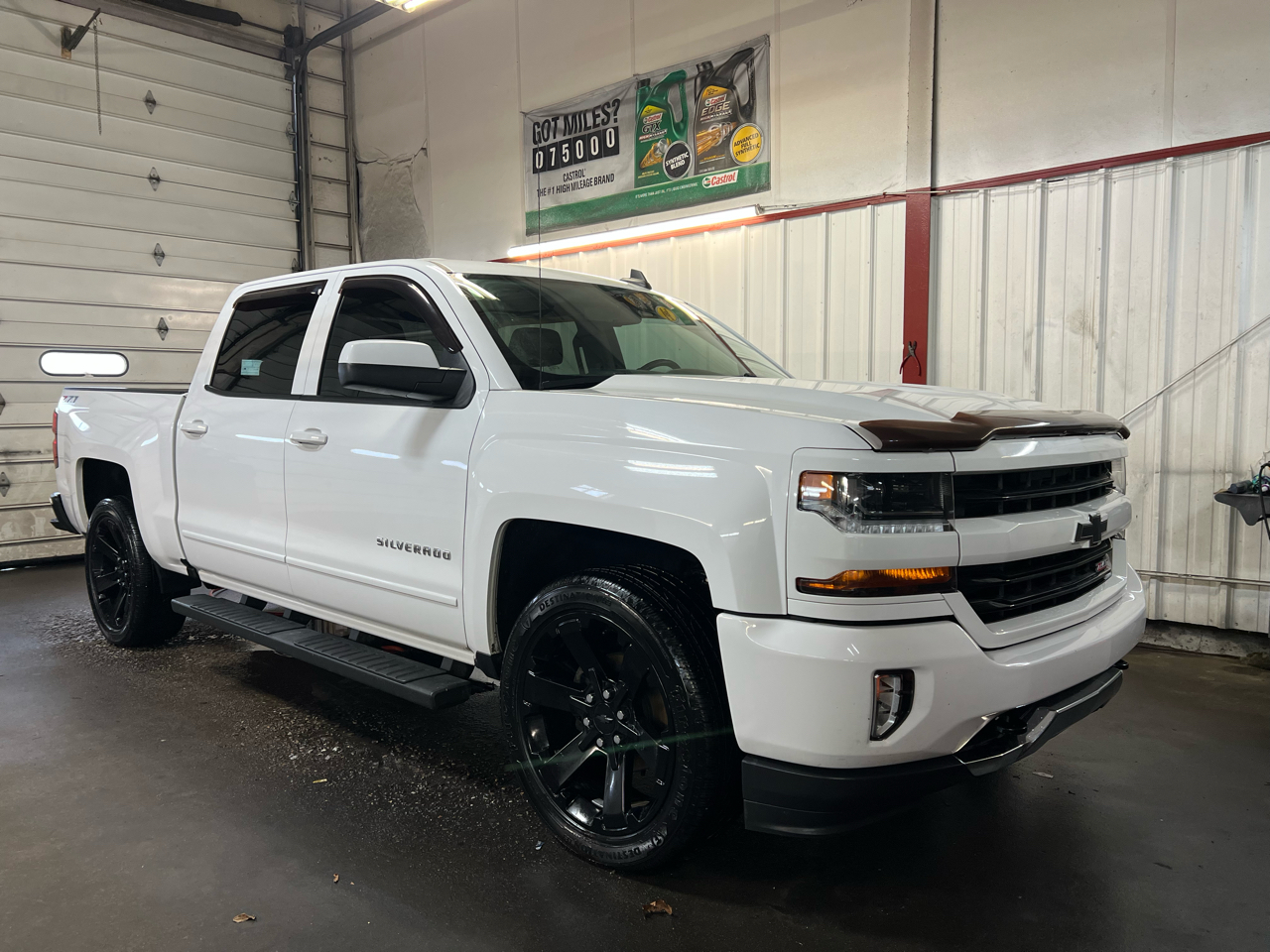 2018 Chevrolet Silverado 1500 4WD Crew Cab 143.5" LT w/2LT