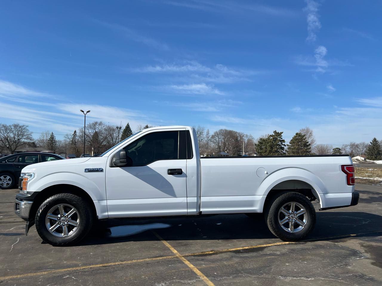 Ford F-150 XLT 2WD Reg Cab 8' Box 2019